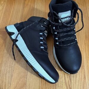 Sorel black and white hiking boots